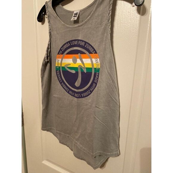 NWT XS Zumba Lovers Tank Pebble‎ - Picture 1 of 4